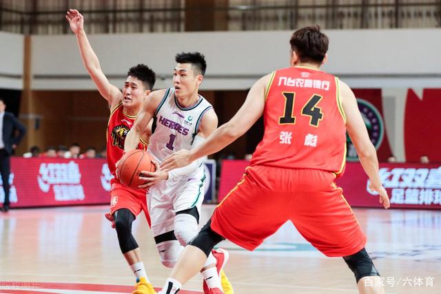 包含广州队内部会议纪要流出:关键时刻战术微调,CBA常规赛使命明确,年轻球员得到机会的词条 包含广州队内部会议纪要流出:关键时刻战术微调,CBA常规赛使命明确,年轻球员得到机会的词条